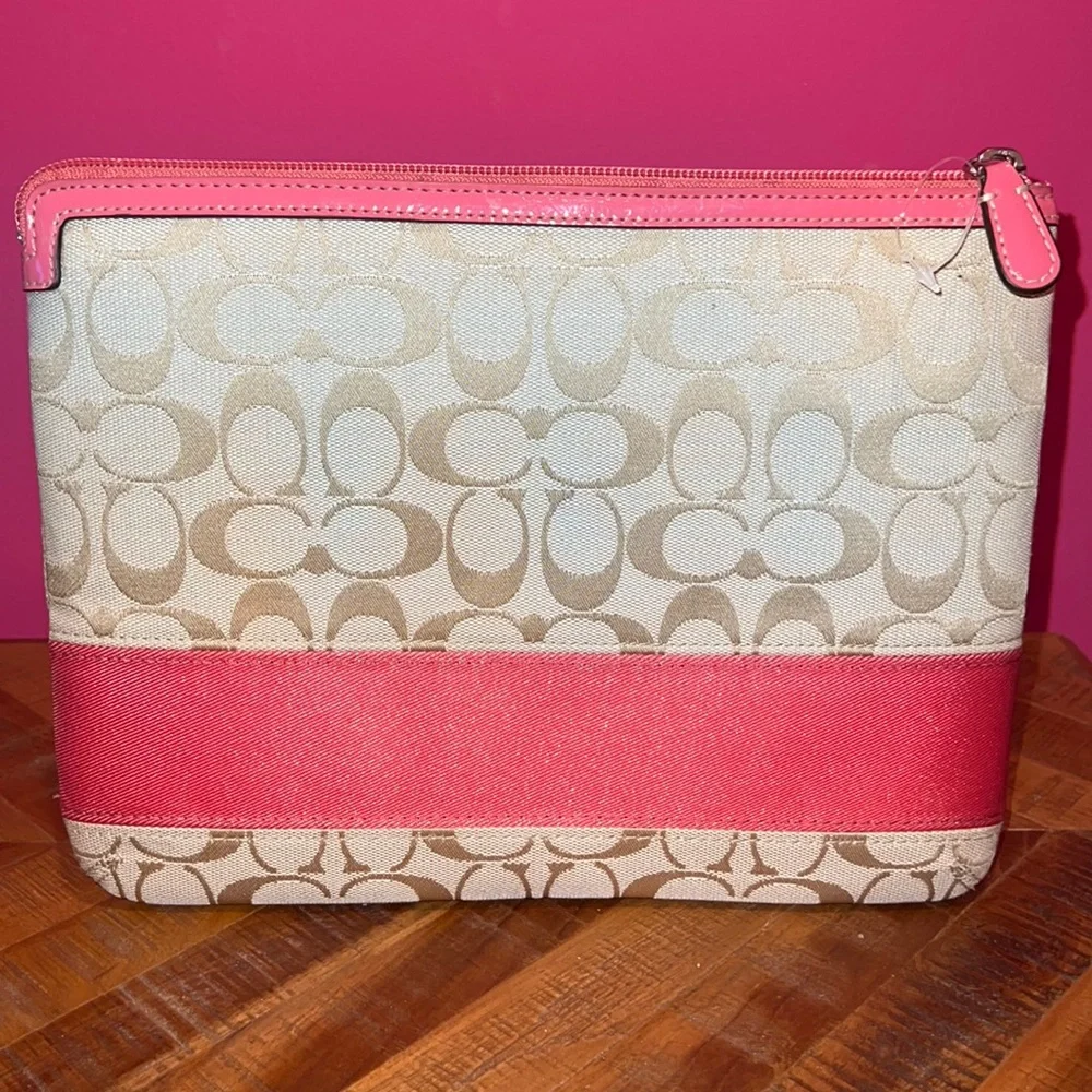 COACH SIGNATURE PAD/TABLET CASE